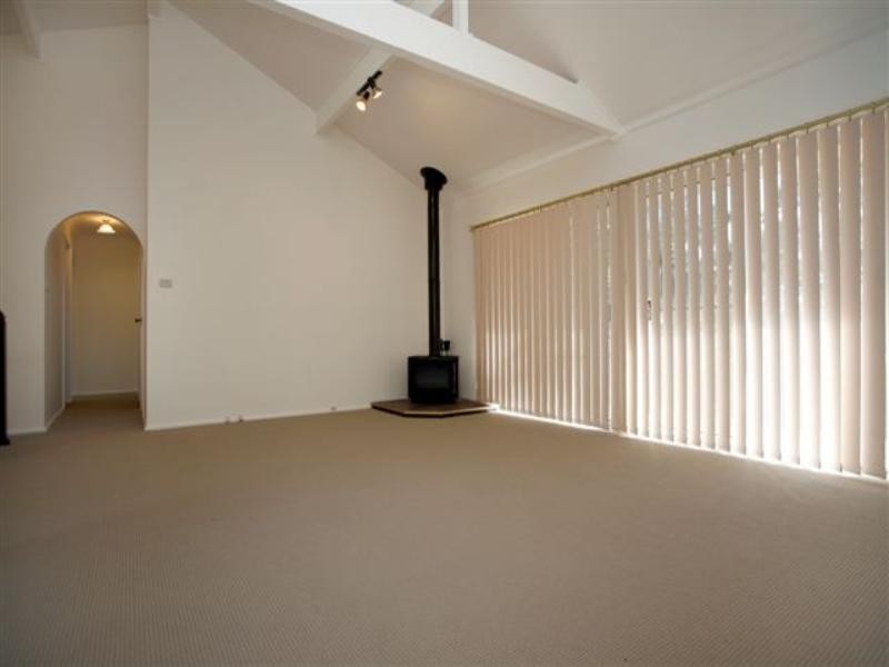 46 Coal Point Road, Coal Point NSW 2283