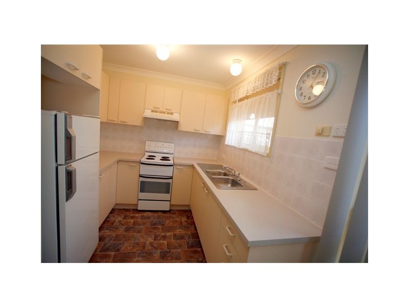 39 Railway Parade, Blackalls Park NSW 2283