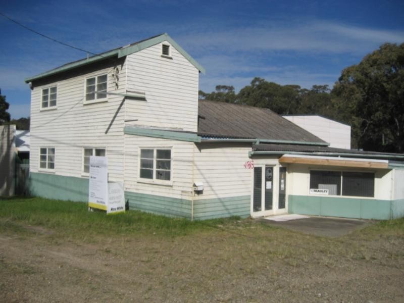 98 Excelsior Parade, Toronto NSW 2283