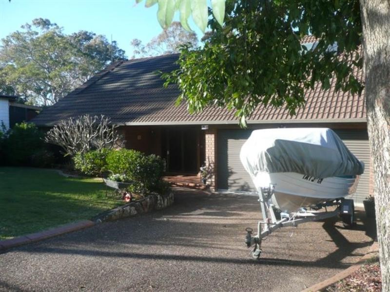 22 Hampstead Way, Rathmines NSW 2283