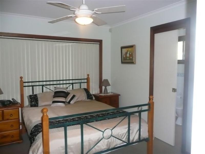 22 Hampstead Way, Rathmines NSW 2283