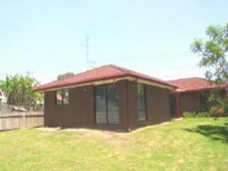 5 Macquarie Road, Fennell Bay NSW 2283
