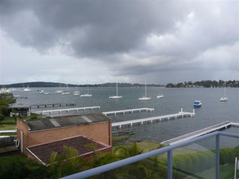 Fishing Point NSW 2283