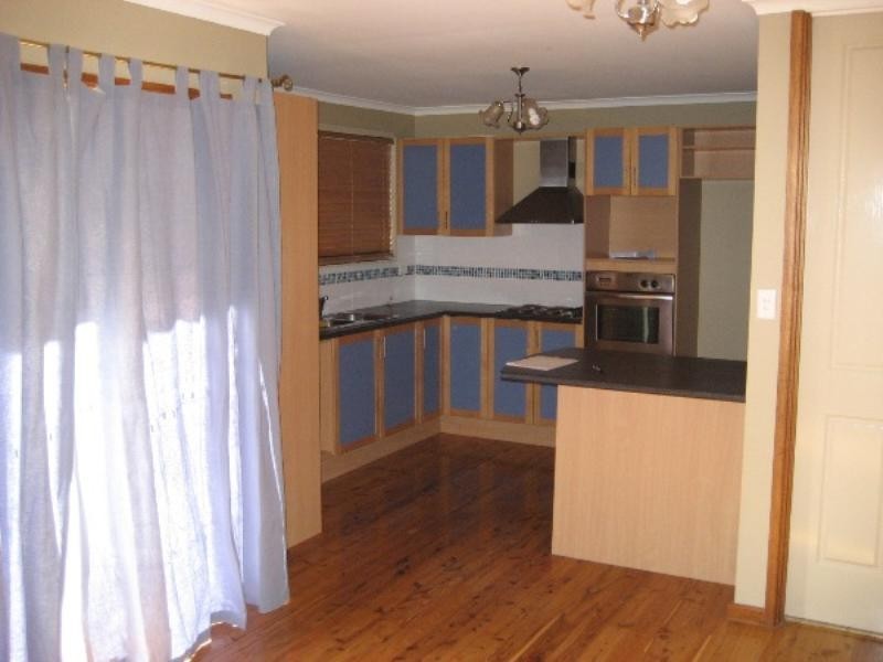 18 Tarana Place, Bolton Point NSW 2283