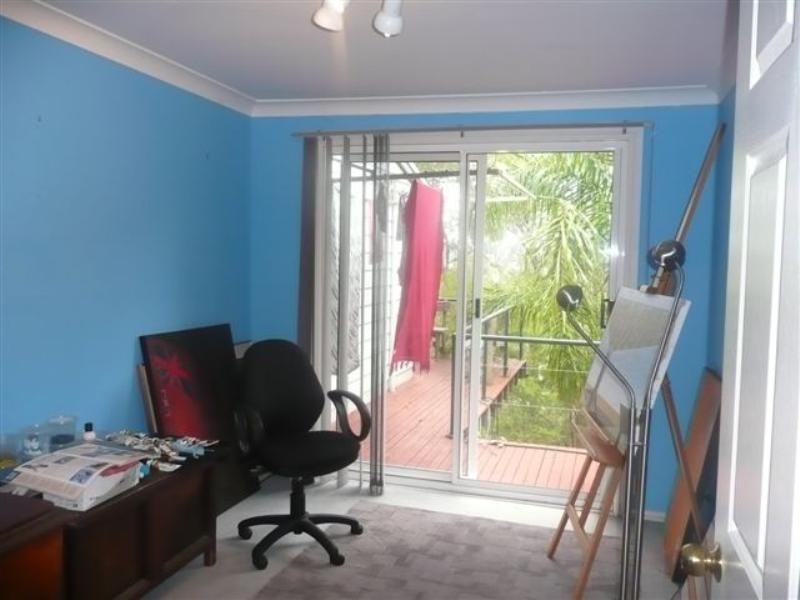 45 The Ridgeway, Bolton Point NSW 2283