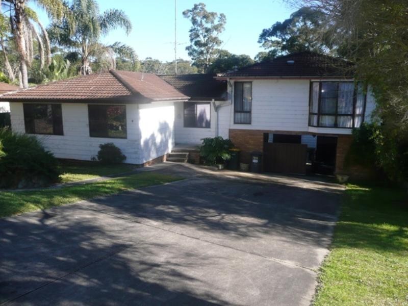 4 Fremantle Drive, Woodrising NSW 2284