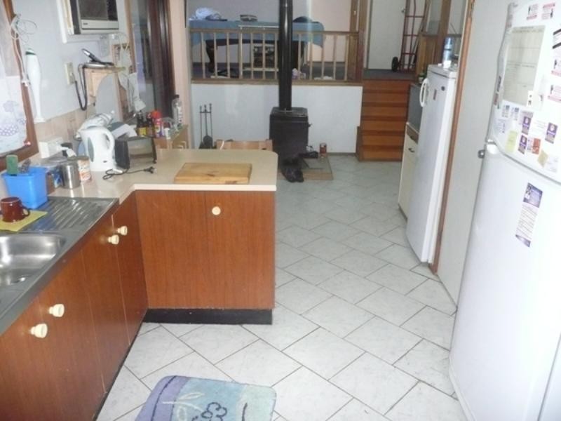 4 Fremantle Drive, Woodrising NSW 2284