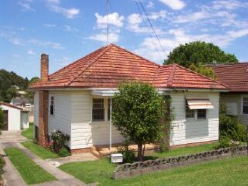 24 Prince Street, Fennell Bay NSW 2283