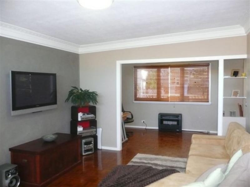 50 Amelia Street, Carey Bay NSW 2283