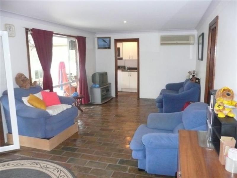 17 Leeward Close, Woodrising NSW 2284