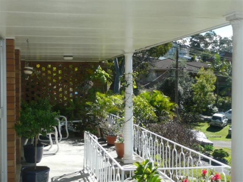 8 Amelia Street, Carey Bay NSW 2283