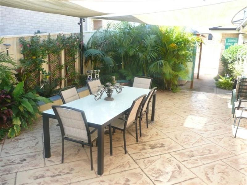 9 Karina Place, Bolton Point NSW 2283