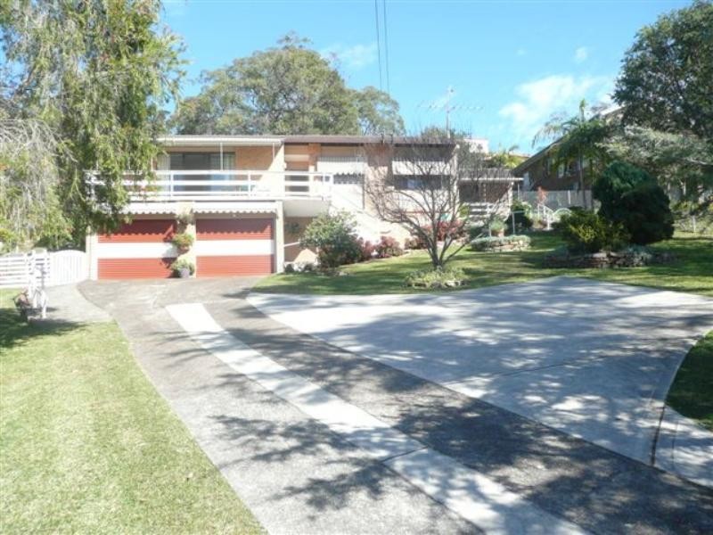 84 Fishing Point Road, Fishing Point NSW 2283