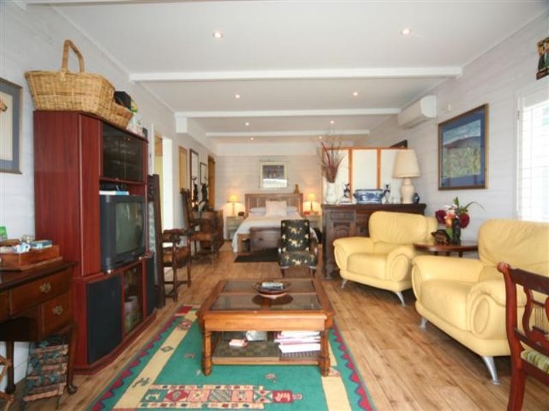 207 Fishing Point Road, Fishing Point NSW 2283