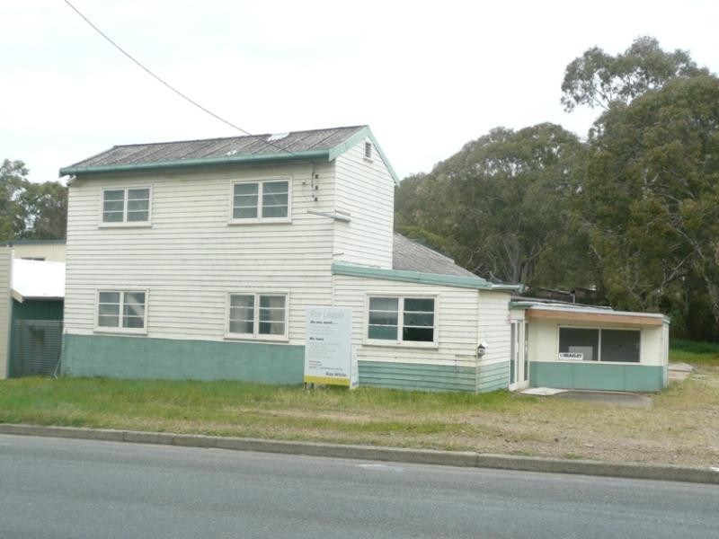 98 – 100b Excelsior Parade, Toronto NSW 2283