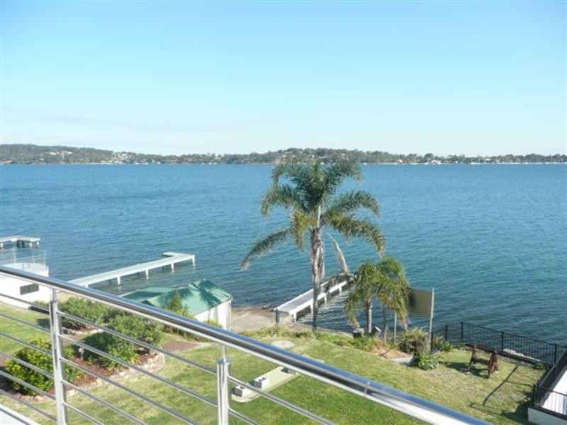 52 Sealand Road, Fishing Point NSW 2283