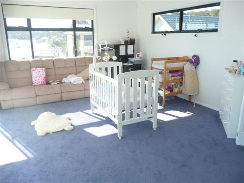 52 Sealand Road, Fishing Point NSW 2283