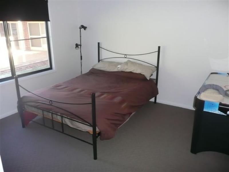 52 Sealand Road, Fishing Point NSW 2283