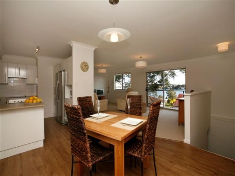 66 Alkrington Avenue, Fishing Point NSW 2283