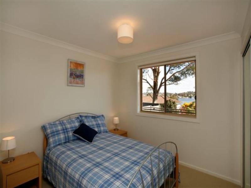 66 Alkrington Avenue, Fishing Point NSW 2283