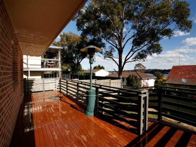 66 Alkrington Avenue, Fishing Point NSW 2283