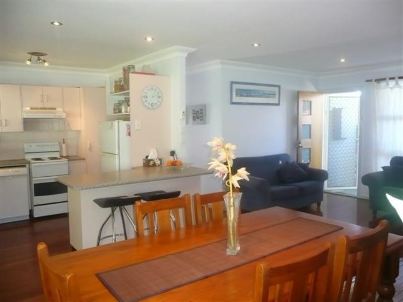 52 Amelia Street, Carey Bay NSW 2283