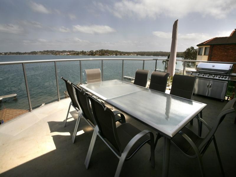 46 Sealand Road, Fishing Point NSW 2283