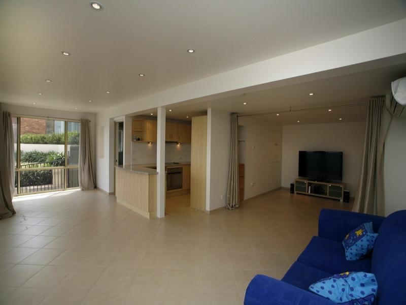 46 Sealand Road, Fishing Point NSW 2283