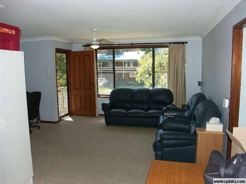 17 Southern Cross Drive, Woodrising NSW 2284