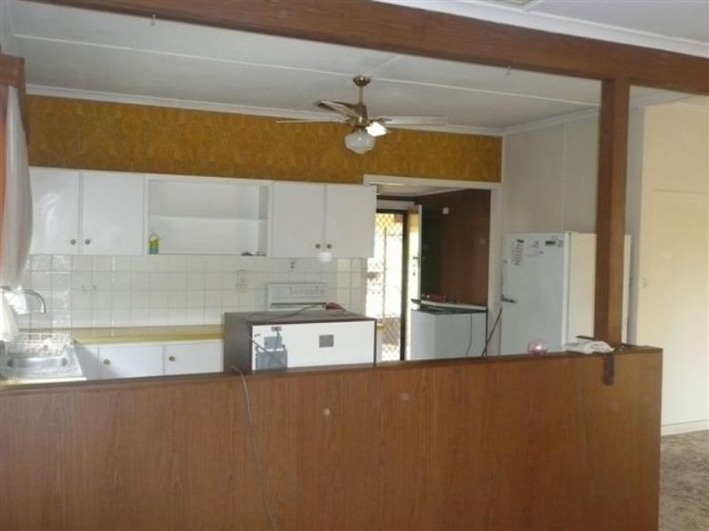 65 Middlepoint Road, Bolton Point NSW 2283