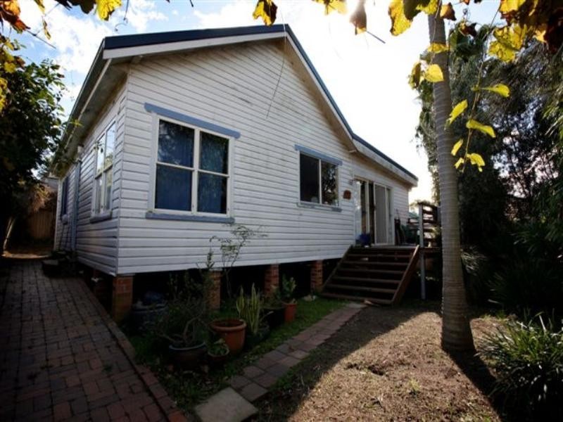 1 Beach Road, Wangi Wangi NSW 2267