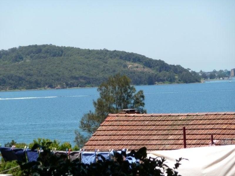 133 Excelsior Parade, Toronto NSW 2283