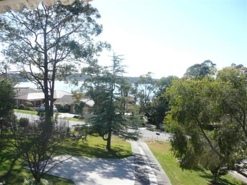 84 Fishing Point Road, Fishing Point NSW 2283