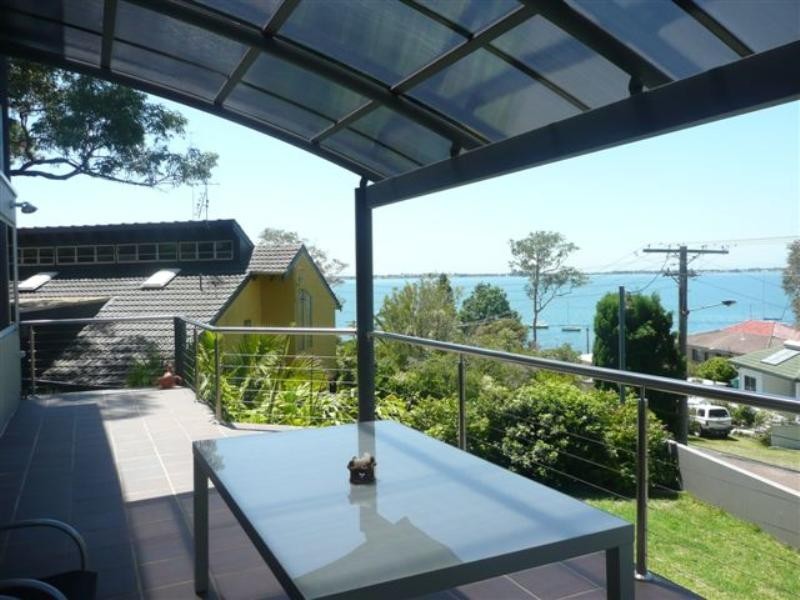 5 Rofe Street, Coal Point NSW 2283