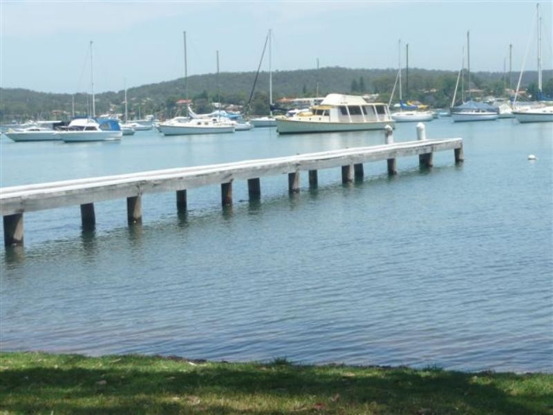 1 Prospect Avenue, Bolton Point NSW 2283