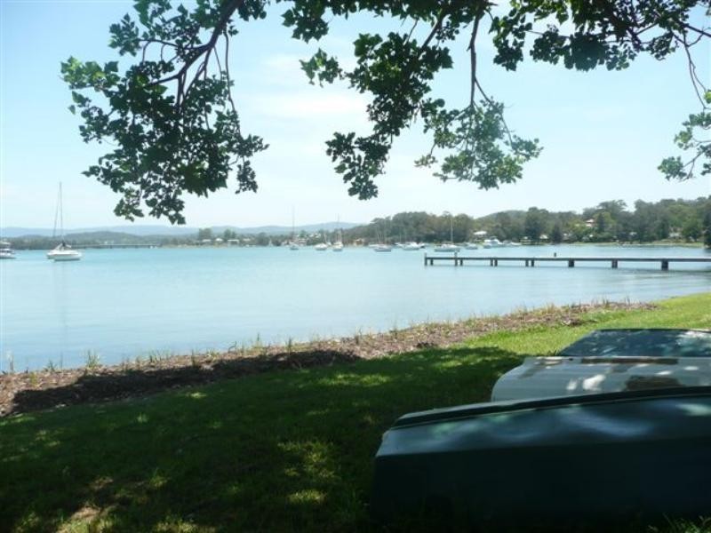 1 Prospect Avenue, Bolton Point NSW 2283