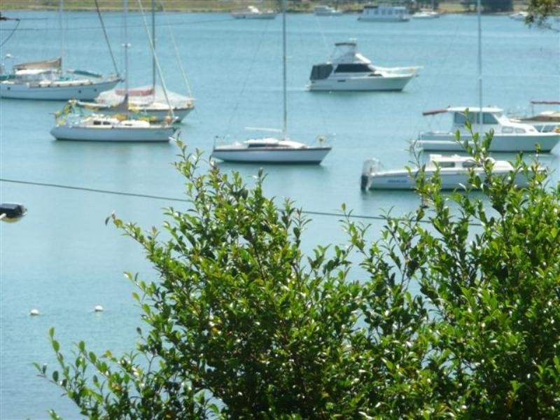 1 Prospect Avenue, Bolton Point NSW 2283