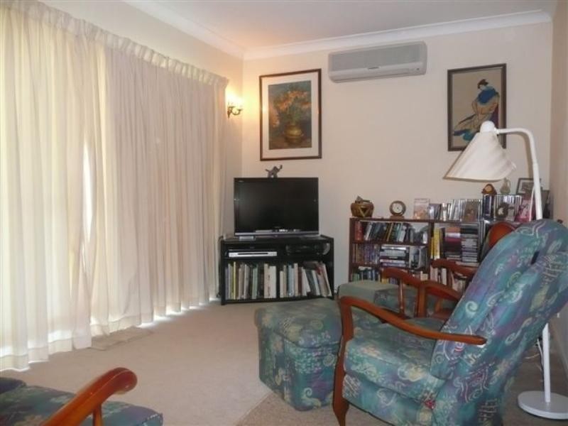 1 Prospect Avenue, Bolton Point NSW 2283