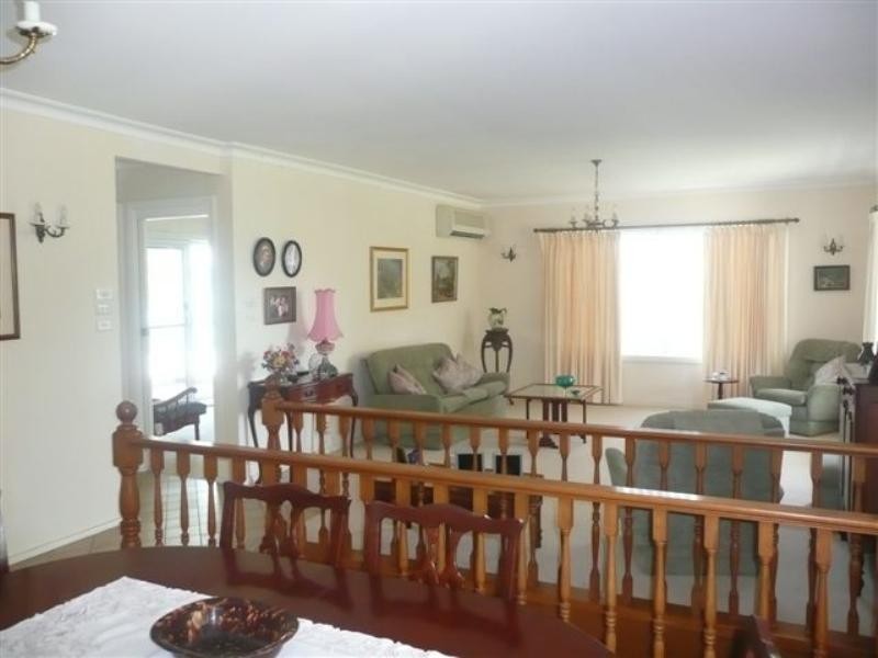 1 Prospect Avenue, Bolton Point NSW 2283