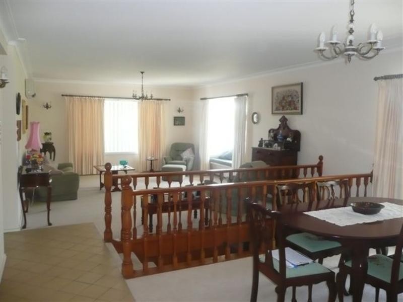 1 Prospect Avenue, Bolton Point NSW 2283