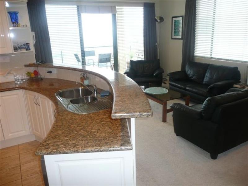 6/8 Ambrose Street, Carey Bay NSW 2283