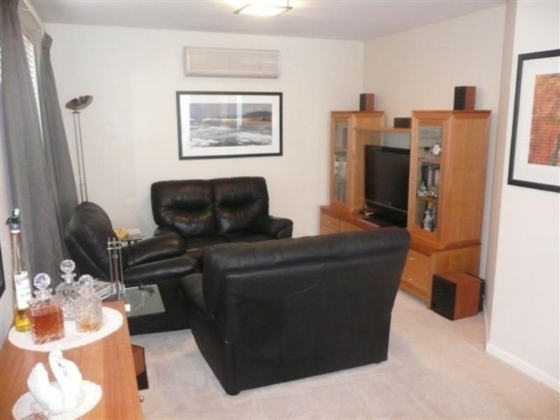 6/8 Ambrose Street, Carey Bay NSW 2283