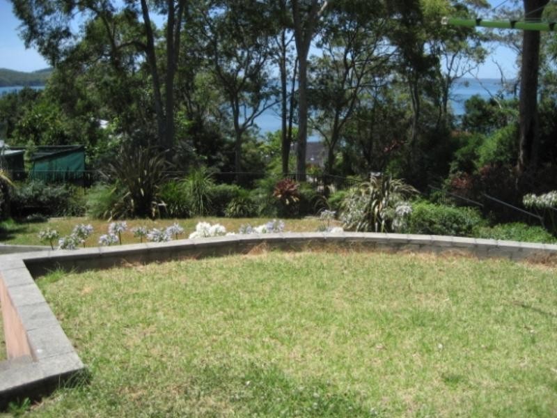 12a Macquarie Street, Bolton Point NSW 2283