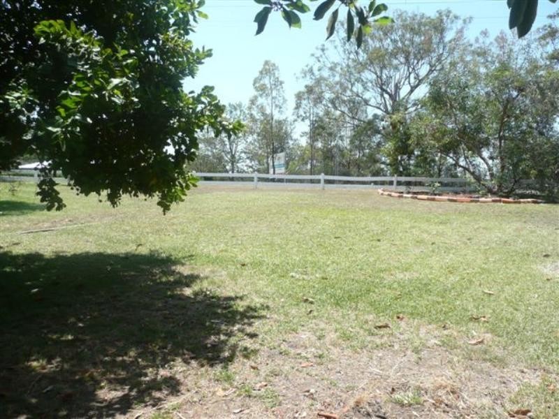 1 Coal Point Road, Coal Point NSW 2283