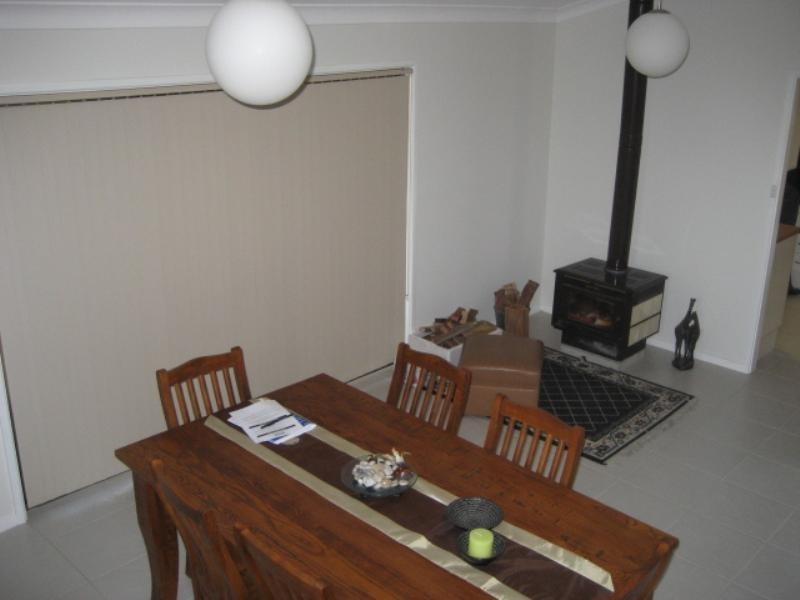 4 Ralfe Crescent, Kilaben Bay NSW 2283