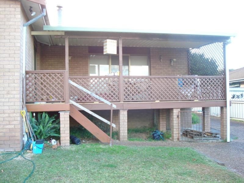 4 Ralfe Crescent, Kilaben Bay NSW 2283