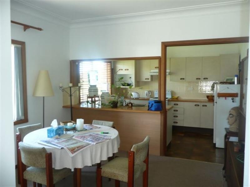 9 Wattle Street, Bolton Point NSW 2283