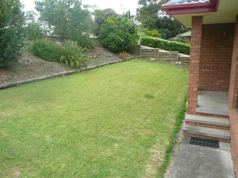 12 Challenge Circuit, Woodrising NSW 2284