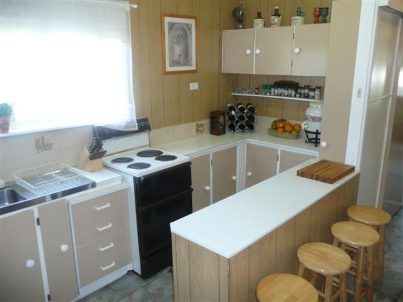 8 Gosford Street, Awaba NSW 2283