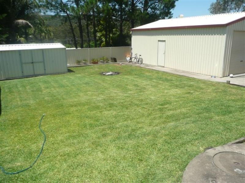 8 Gosford Street, Awaba NSW 2283